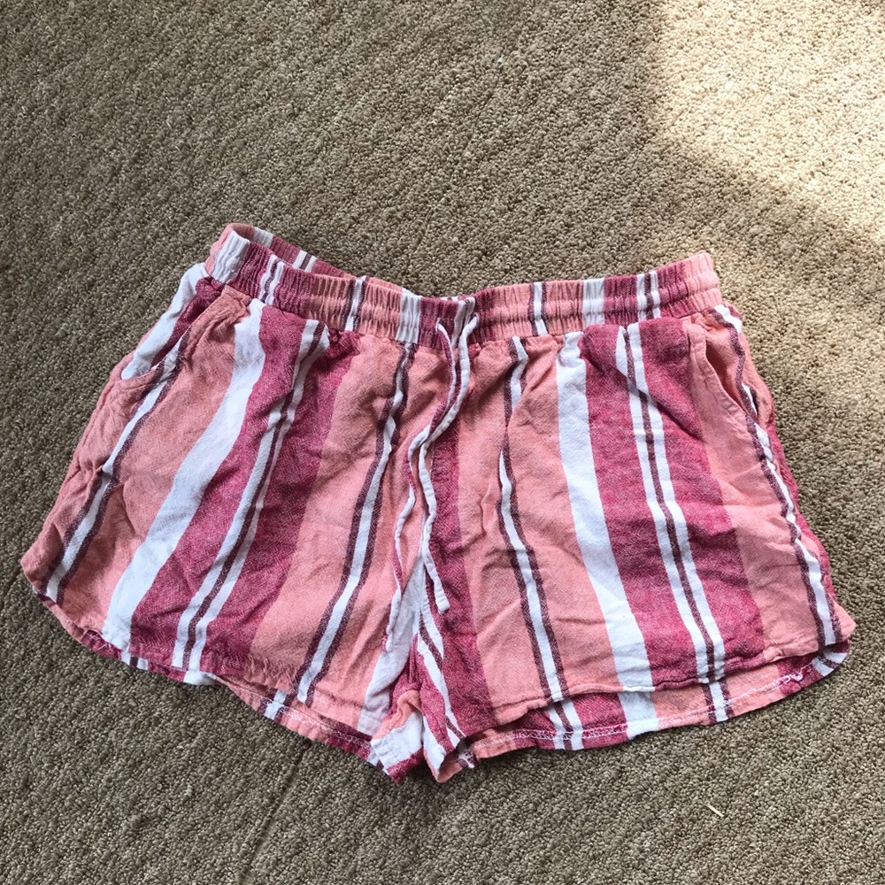 Universal thread flowy shorts